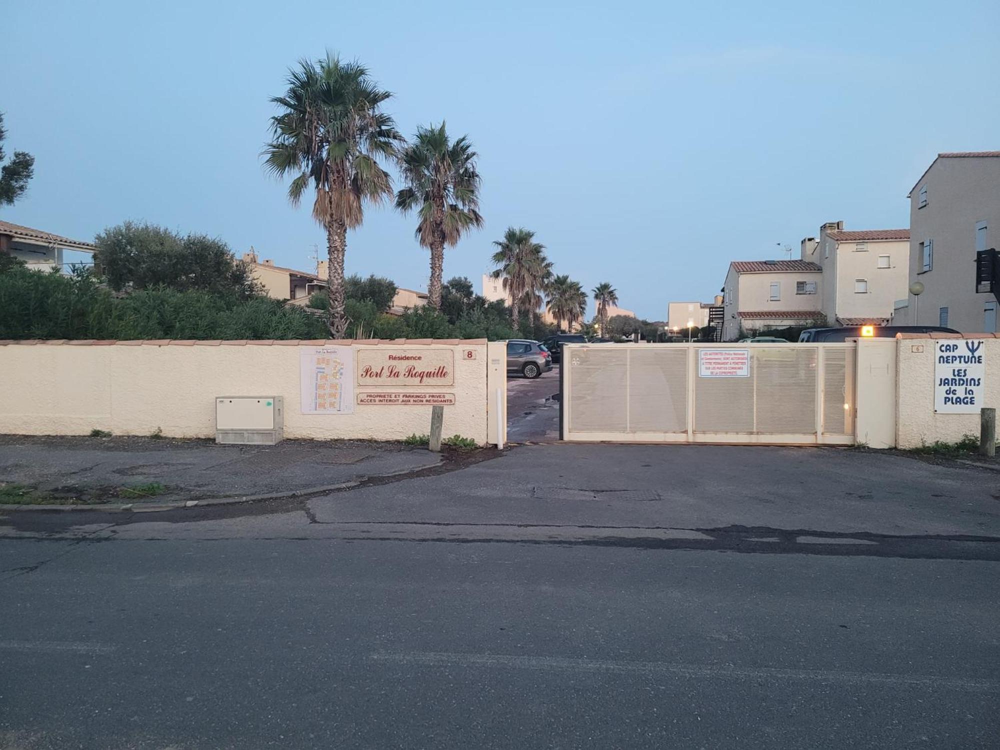 Plage De La Roquille Agde Exterior foto